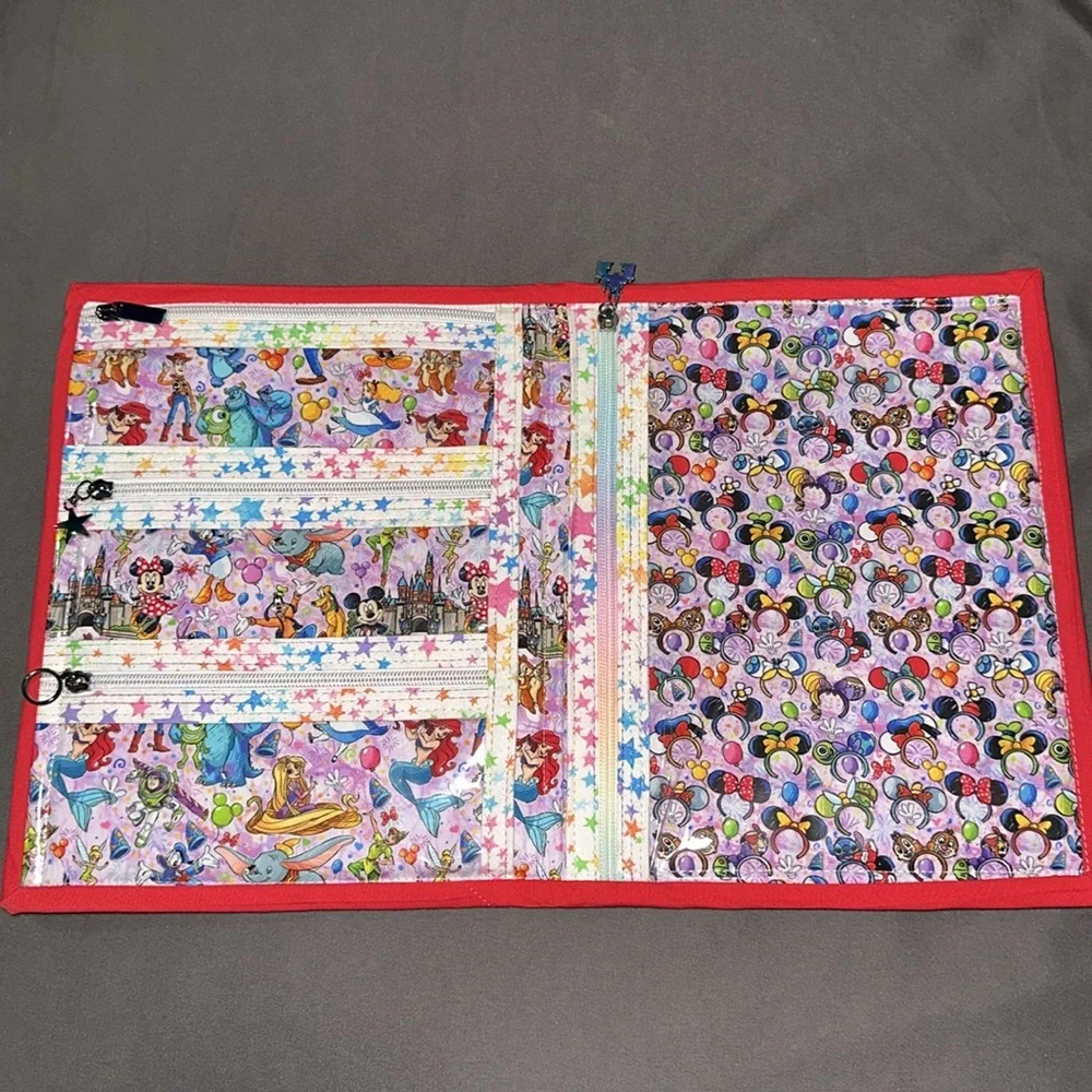 Walt Disney World - Folder - Vacation - Travel - Folder